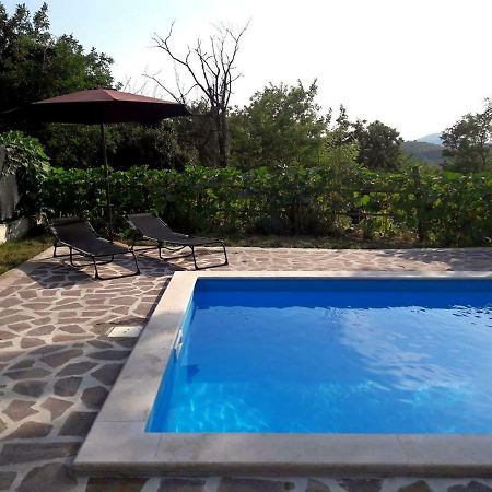 Apartment Nada With Private Pool 부젯 외부 사진